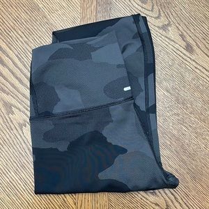 AERIE camo leggings